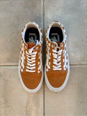 Vans Men’s Checkerboard Old Skool Sneakers — Brown & White